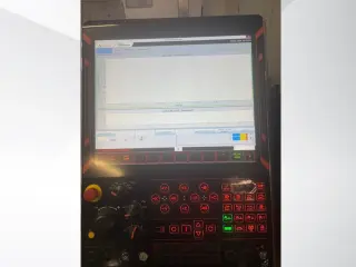 5-осевой вертикальный обрабатывающий центр Mazak CV5-500