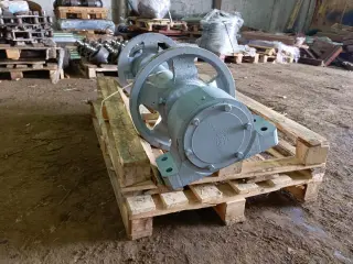 Вал ведомый (натяжной) В сборе ТК-15, ДРО-604 1060417000-10