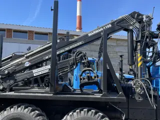 Урал лесовоз с манипулятором Майман