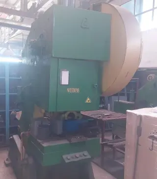 Пресс однокривошипный КЕ2330А