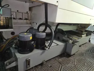 Фрезерный обрабатывающий центр CHEVALIER QP2033-L