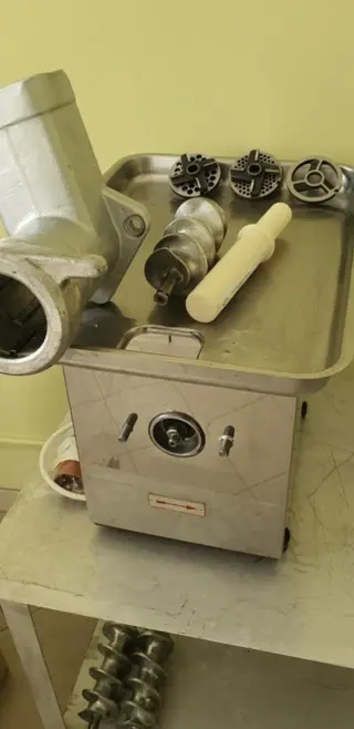 Мясорубка МИМ 300