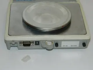Весы AND EK-200i / 200 г, 0.01 г