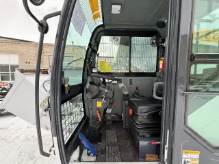 Бетоносмеситель с самозагрузкой YNIX QGMC2000 (8 м3/час)