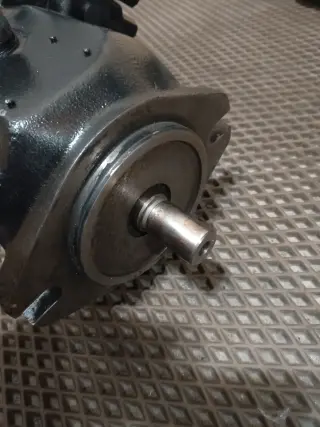 Гидравлический насос rexroth