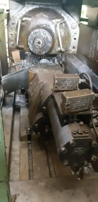Зубошевинговальный станок (аналог 5702) авс02 42720