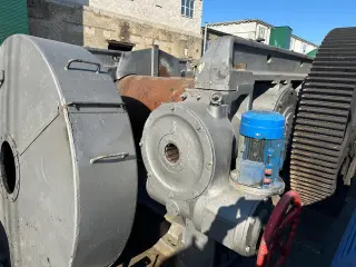 На продаже вальцы