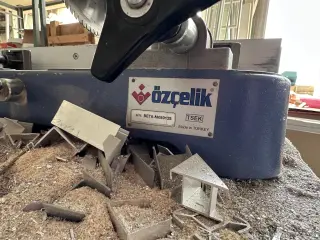 Торцовочная пила настольная Ozcelik
