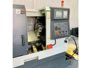 Токарно станок с ЧПУ Leadwell T-6