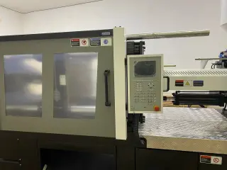 или меняю Термопластавтомат Plastron UJ250