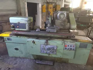 Круглошлифовальный станок 3А151