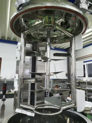 Миксеры гомогенизаторы,MH 200 миксеры гомогенизаторы, реакторы для фармацевтической, косметической и пищевой промышленностипромышленности