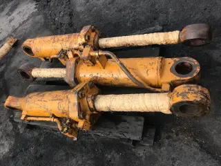 комплект гидроцилиндров рыхрытеля Komatsu 195-63-43152
