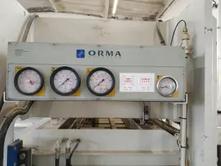 ORMA LS/ECO 35/13 горячий пресс для производства мебельного щита