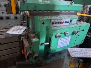 7305ТД Поперечно-строгальный станок