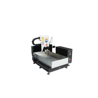 Настольно фрезерно-гравировальный станок с ЧПУ CNC640F