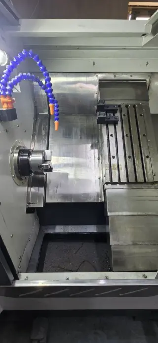 Новый токарный ЧПУ станок с наклонной станиной LICHI LC-36