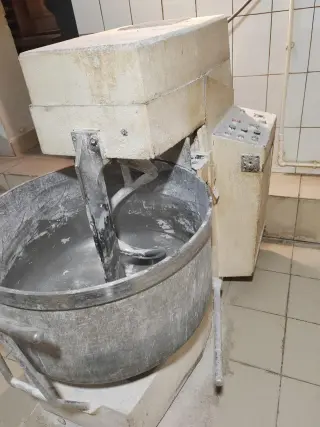Тестомес промышленный