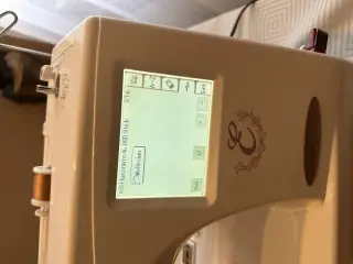 Вышивальная машина Janome Memory Craft 350e