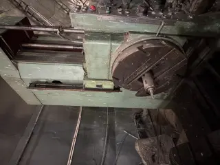 горизонтально-расточной станок 2А620ВФ1А