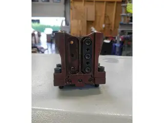 Токарный станок DN SOLUTIONS LYNX 2100 LSYB
