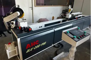Усозарезной торцовочный двухпильно-сверлильный станок AHC Makina Alu200PRO