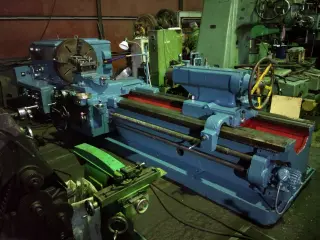 Токарный станок ДИП-500 рмц 2800мм 165