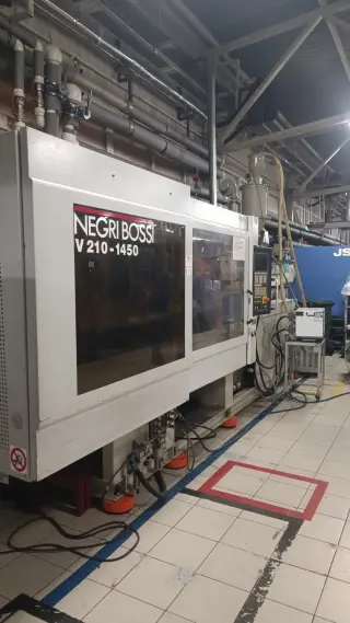 Термопластавтомат NEGRI BOSSI V 210