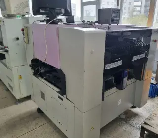 Установщик компонентов SMT, SMD