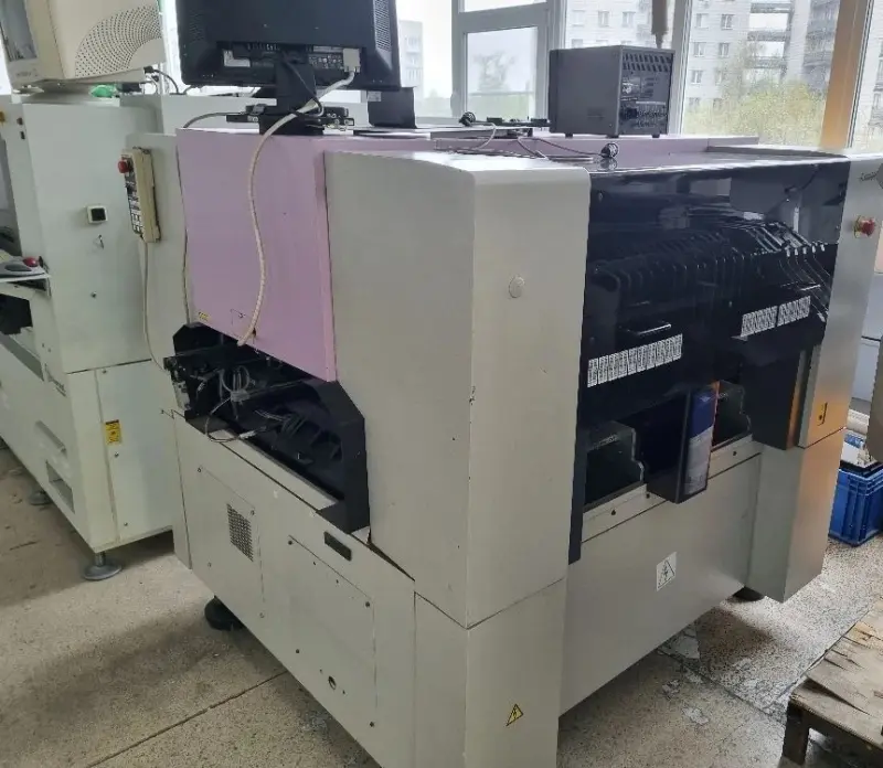 Установщик компонентов SMT, SMD