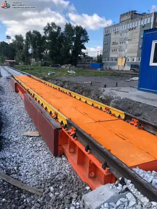 Железнодорожные вагонные весы ВТВ для статико-динамического взвешивания 200 тонн