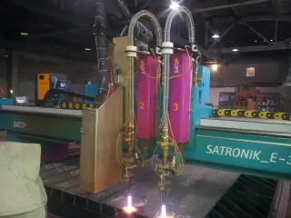 Портальную машину плазменной резки «Satronic E 3500»