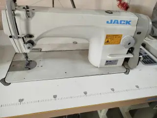 Швейная машинка JACK 8720