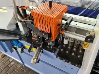 Кромкооблицовочный станок Hebrock AKV 3005 DK F