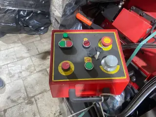 Ленточная пила по металлу Karmetal KMT Craft 250х310 DM