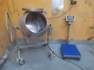 Продаю смеситель барабанный