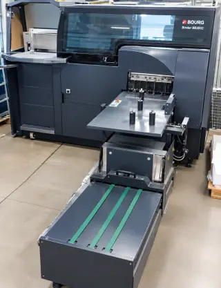 Полуавтоматическая термоклеевая переплетная машина Bourg Binder BB3002