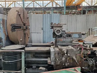 Тяжелый токарный станок POREBA TCG 160/10 БУ