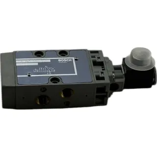 Пневмораспределитель 0820 018 100 BOSCH