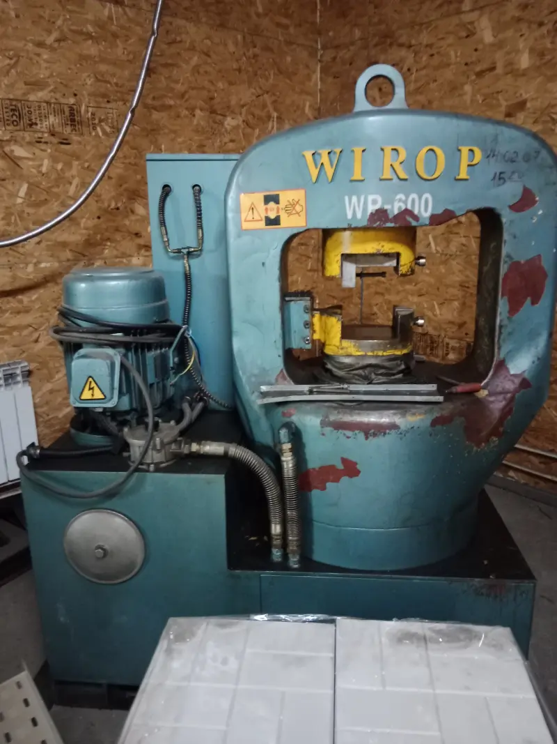 Пресс гидравлический WIROP усилие 600 тн