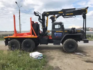 Лесовоз Урал 2026 с манипулятором Лизинг Госсубсидия