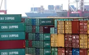 Объем внешней торговли России и Китая сократился в январе на 36,4%