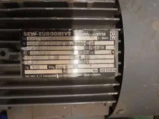 Мотор-редуктор Sew-eurodrive R73 DT90L4B