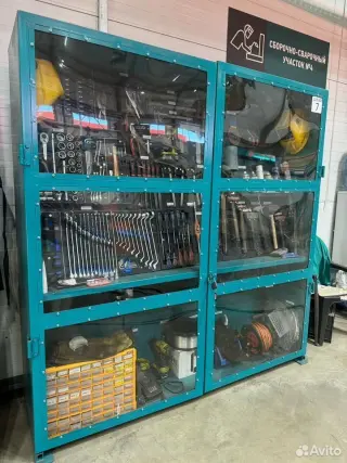 Шкаф инструментальный металлический