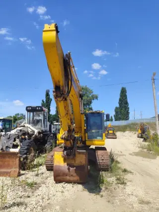 Экскаватор KOMATSU PC220-8MO