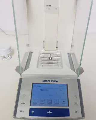 Аналитические весы Mettler Toledo XS204 0,1мг