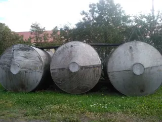 Емкости из нержавеющей стали