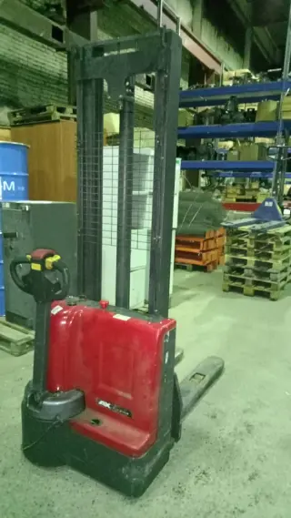 Штабелер самоходный 1600кг, 3,6м oxlift ax-3616