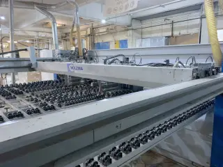 Раскроечный центр с задней загрузкой Holzma HPL 33