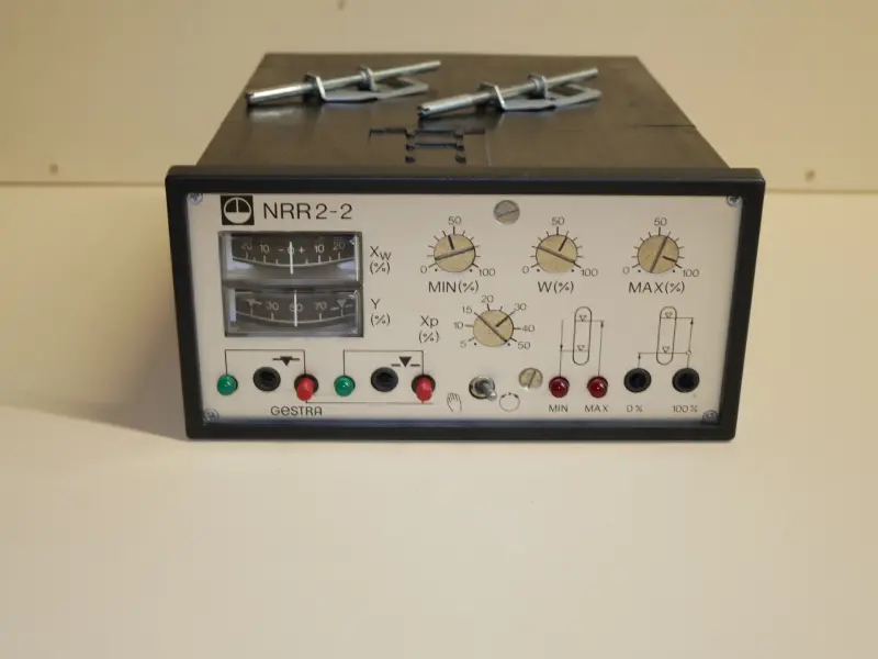 Регулятор уровня воды в котле Gestra NRR 2-2e